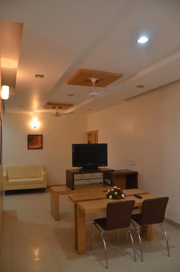 Baramati Club Hotel Exterior foto